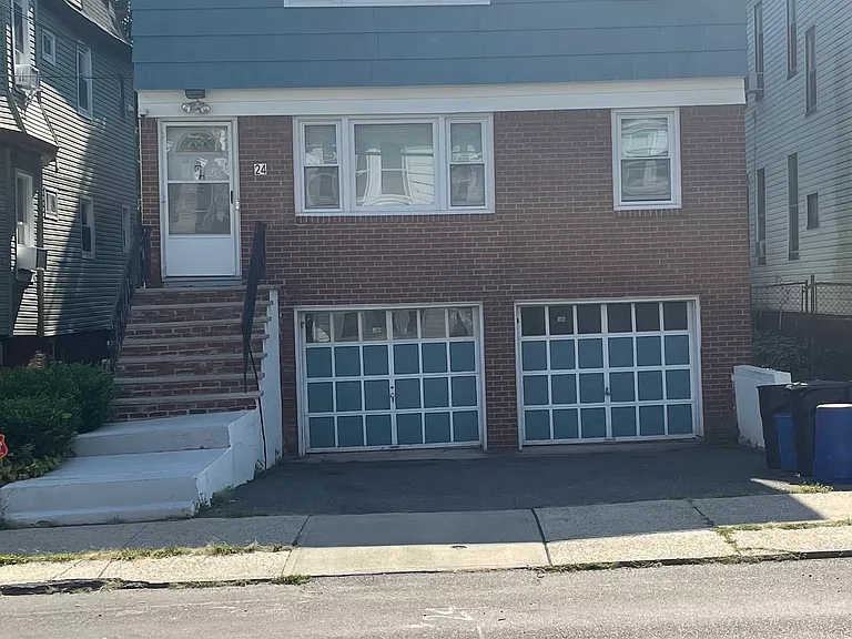 24 Grand Ave #1 — Photo 10