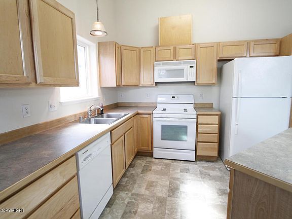 3rd image of 11730 Galloway Loop #24