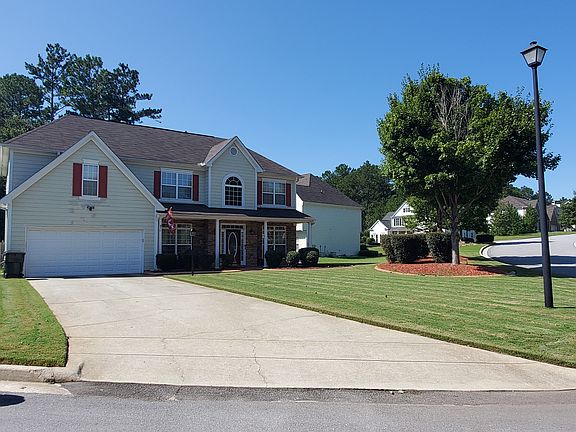 3rd image of 3908 Elm Trace Dr