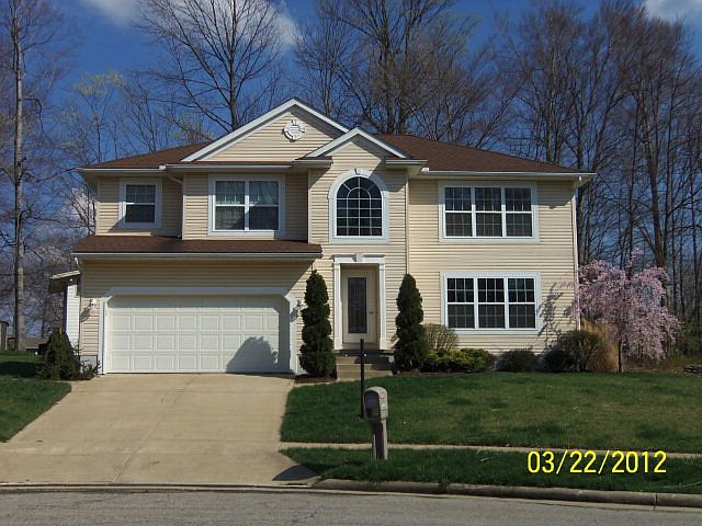 1st image of 319 Orchard Ct