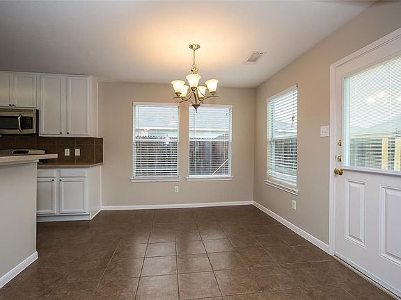 5th image of 2622 Elder Park Ct