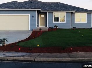 1211 Cessna Ct, Sweet Home, OR 97386