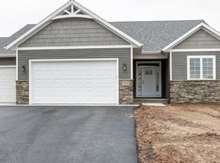 2710 Juniper Ln, Wausau, WI 54401