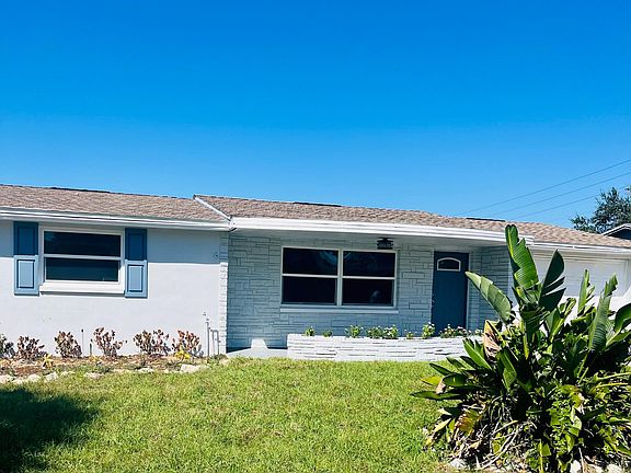 4th image of 7431 Abalone Dr