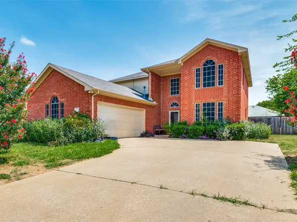 1212 Rio Bravo Dr, Desoto, TX 75115