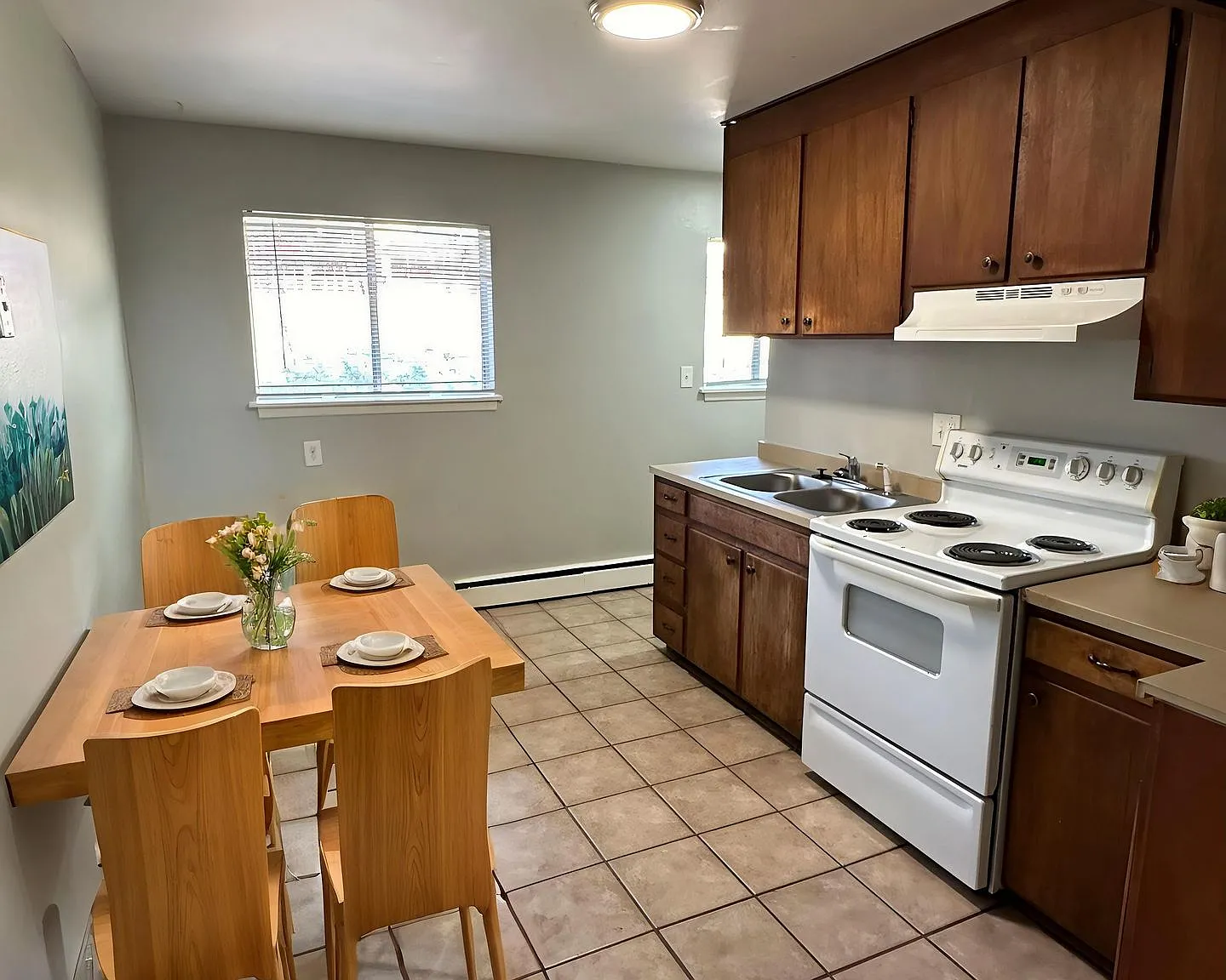 1936 W Uintah St. — Photo 3