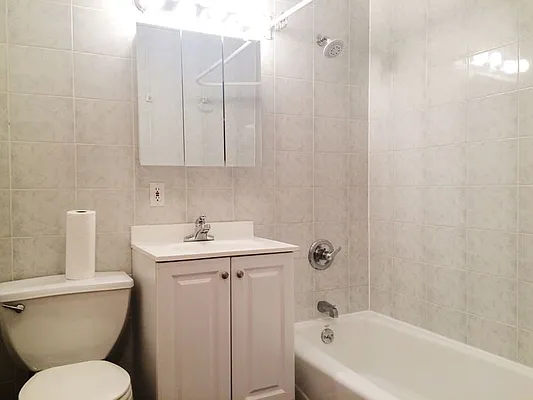 Rented by In Haus LLC | media 20