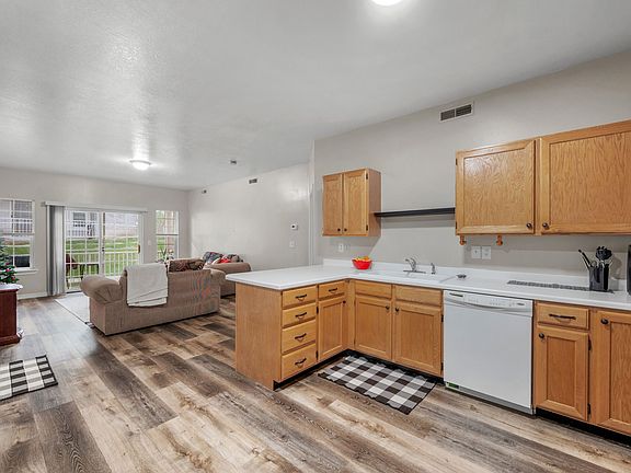 5th image of 483 N Belmont Pl Unit 167