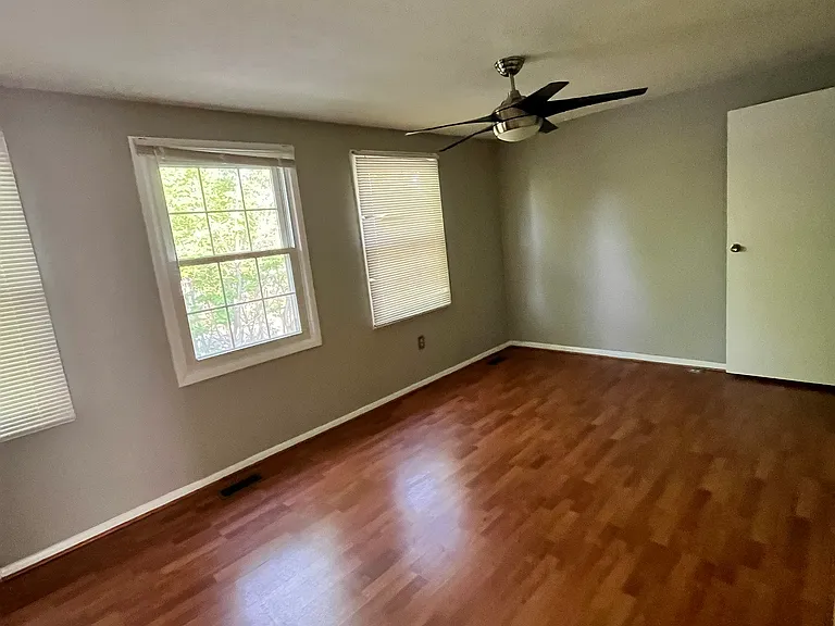 7766 Epsilon Dr — Photo 18
