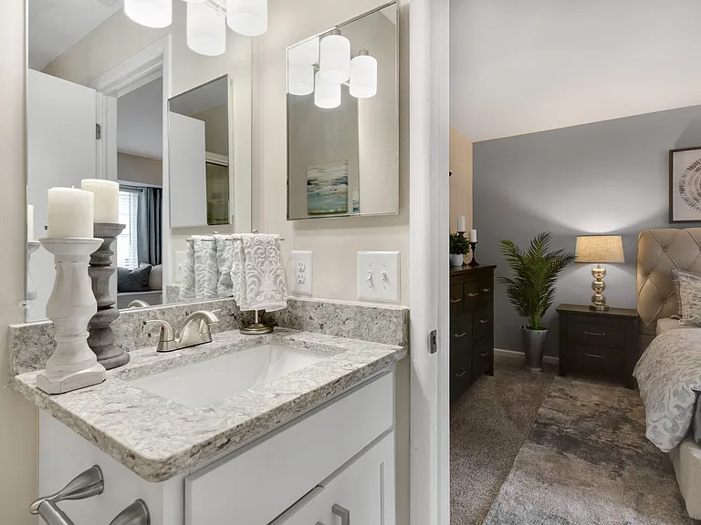 Northridge Townhomes and Apartments — Photo 10