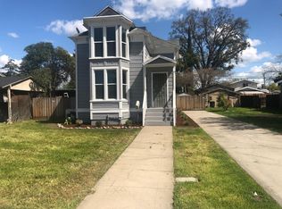 910 S Court St, Visalia, CA 93277