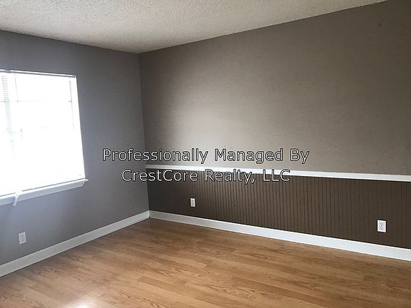 3rd image of 2105 Saint John Ave #E2-5