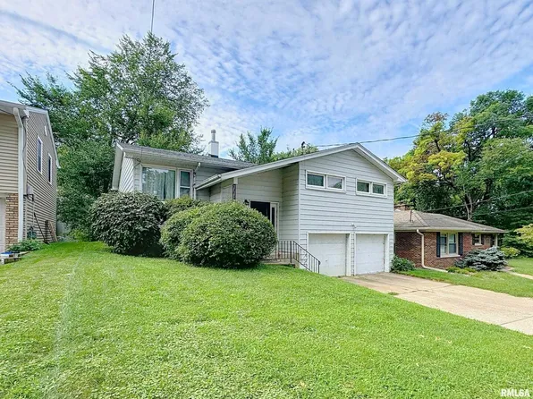 914 22nd Ave, East Moline, IL 61244