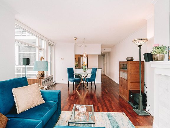 4th image of 1199 Marinaside Cres #806