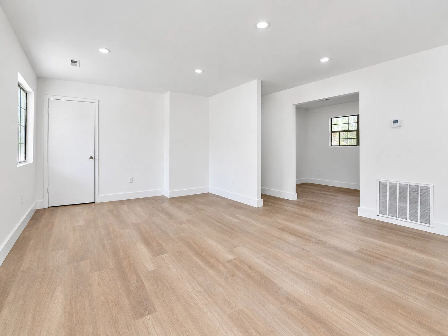 3 bed, 1300 sqft, $1,595 — Photo 3