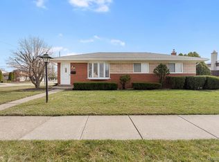 15409 Westlake St, Taylor, MI 48180