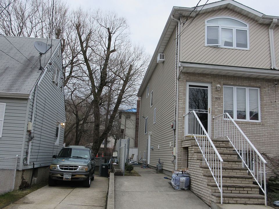 1st image of 535 Buchanan Ave