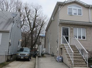 535 Buchanan Ave, Staten Island, NY 10314