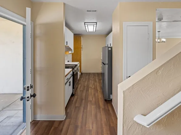 3127 Crescent Ave APT E-3, Marina, CA 93933