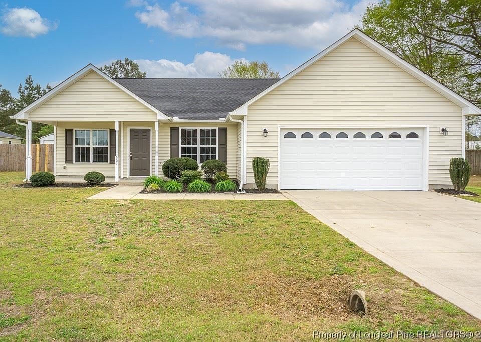 1st image of 307 Driftwood Ln