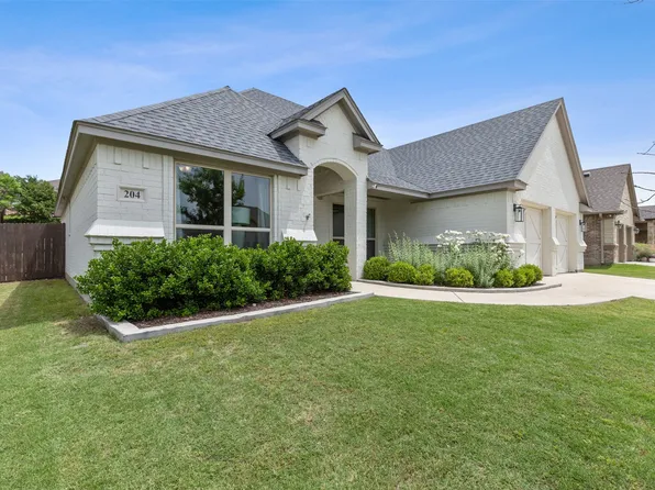 204 Melbourne Dr, Willow Park, TX 76087