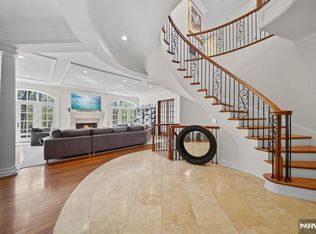 713 Bellaire Dr, Demarest, NJ 07627