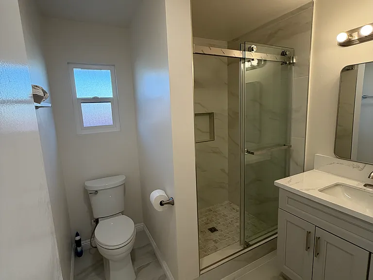 9102 Central Ave #B — Photo 3