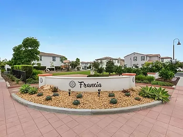 4260 Calle Del Vis — Photo 35
