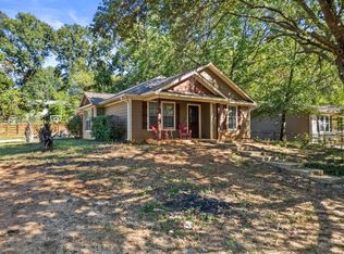 705 Viewcrest Dr, Longview, TX 75604