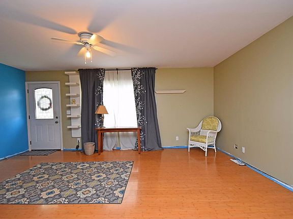 4th image of 123 Flintstone Dr