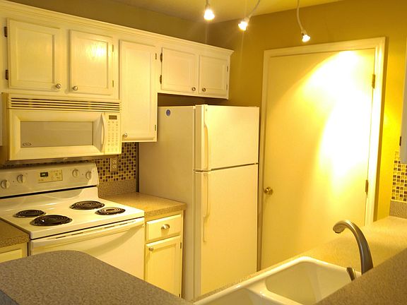 3rd image of 7701 Timberlin Park Blvd APT 116