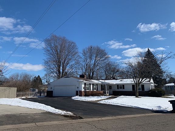 3rd image of 1232 Old Hickory Ln