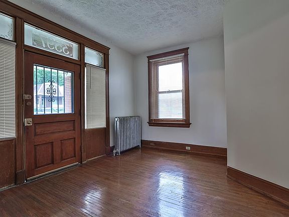 4th image of 3597 Vine St