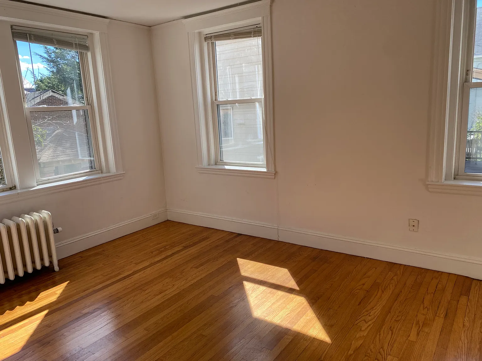 1 bed, $2,100 — Photo 4
