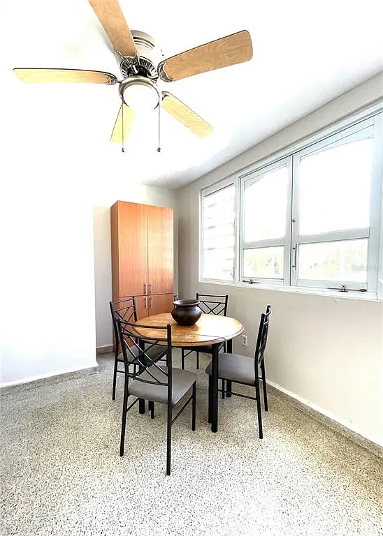2 bed, 1.0 bath, 1400 sqft, $1,600 — Photo 2