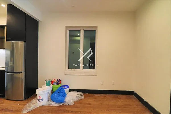 Rented by Yaffa Realty LLC | media 28