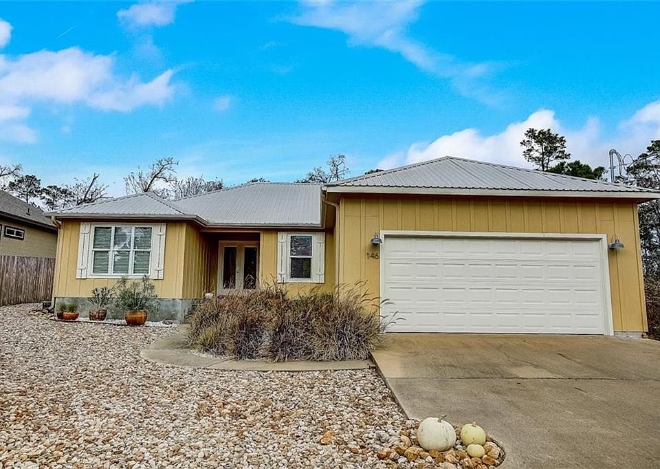 1st image of 146 Pahoiki Ln