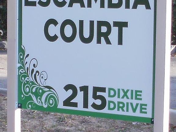 2nd image of 215 Dixie Dr APT B