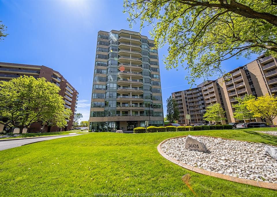 1st image of 3601 Riverside Dr E #607