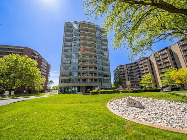 3601 Riverside Dr E #607, Windsor, ON N8Y 4Y2