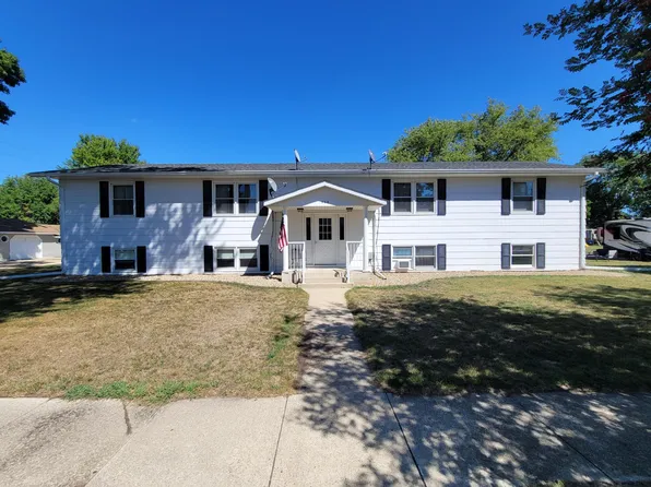 408 N Everett St APT 4, Le Roy, MN 55951