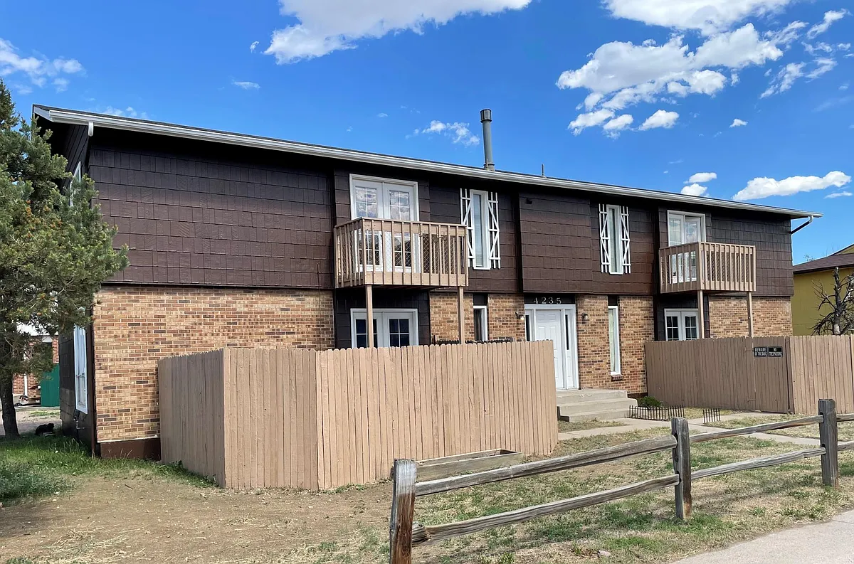 Photo 1 of 14 - 4235 Loomis Ave #1 - Colorado Springs, CO Primary Photo - 4235 Loomis Ave #1