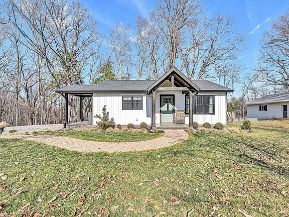 3rd image of 1990 Edwardsville Rd