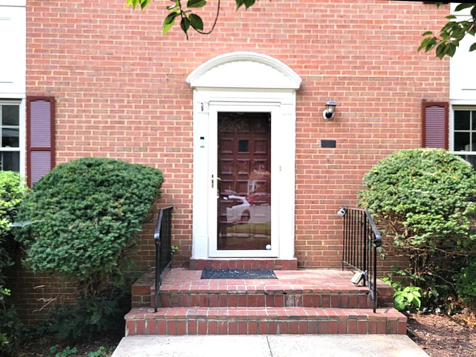 2672 Centennial Ct