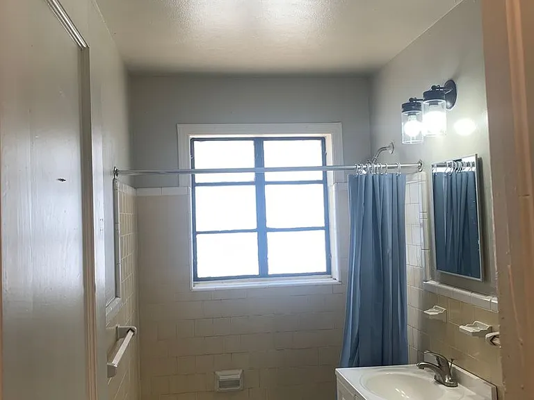 Native Lands Apartments — Photo 14