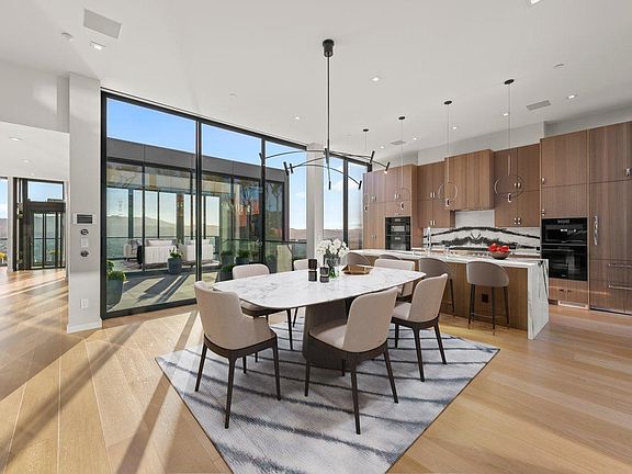 4th image of 1321 De Haro St