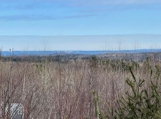 9 Stoney Hill Rd, Rockport, ME 04856