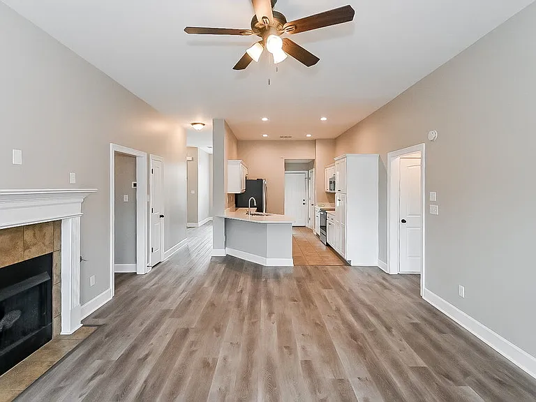 3110 Logans Loop — Photo 5