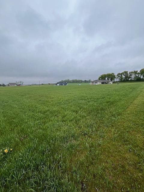 1st image of 621 Borgrud Ln