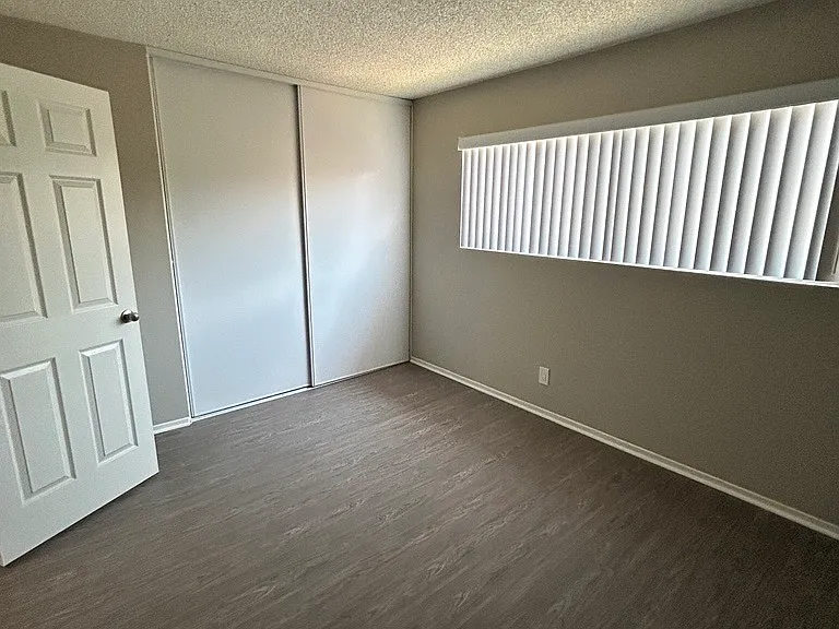 Taylor Garden Apartments — Photo 59